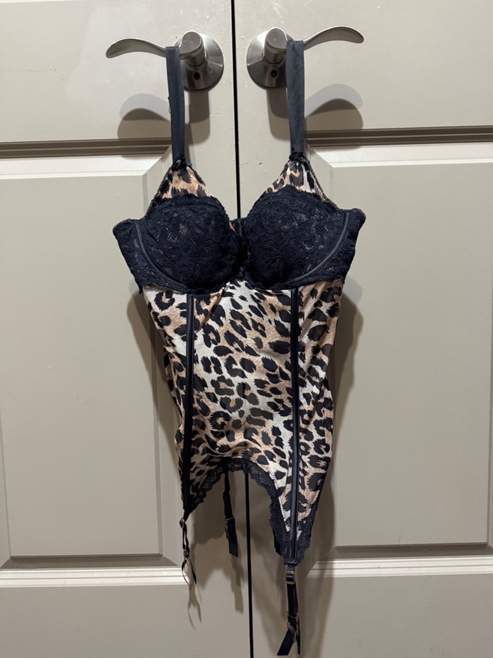 Victoria Secret Very Sexy Leopard Boned Bustier Corset M